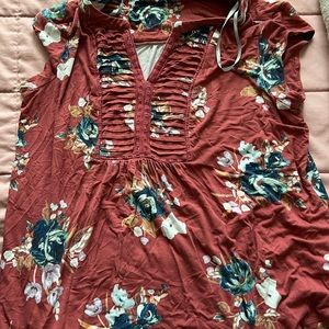 Danielrainn size 1X blouse